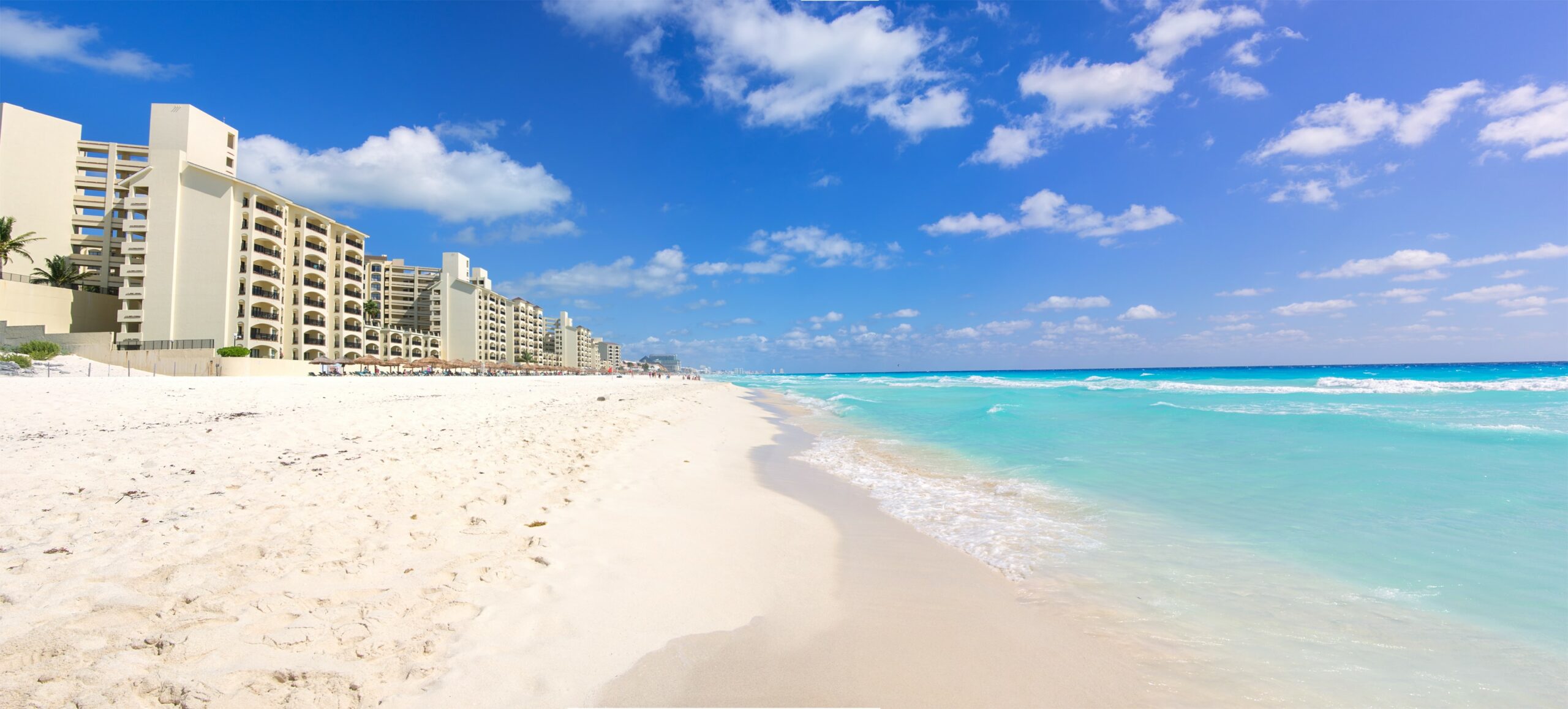 playa en cancún méxico