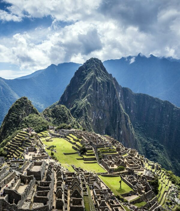 Aerial view of Macchu Picchu ruins in remote landscape, Cusco, Peru - Perú